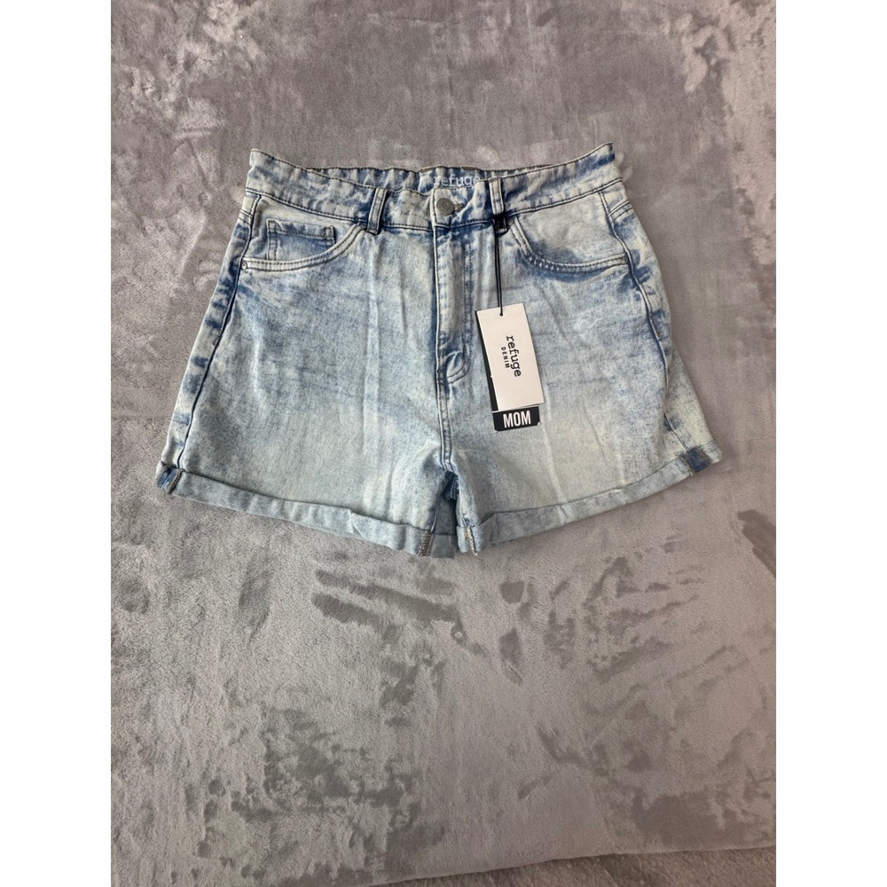 Refuge Denim High Rise Mom Shorts Light Acid Wash Blue Size 9 20-548CR